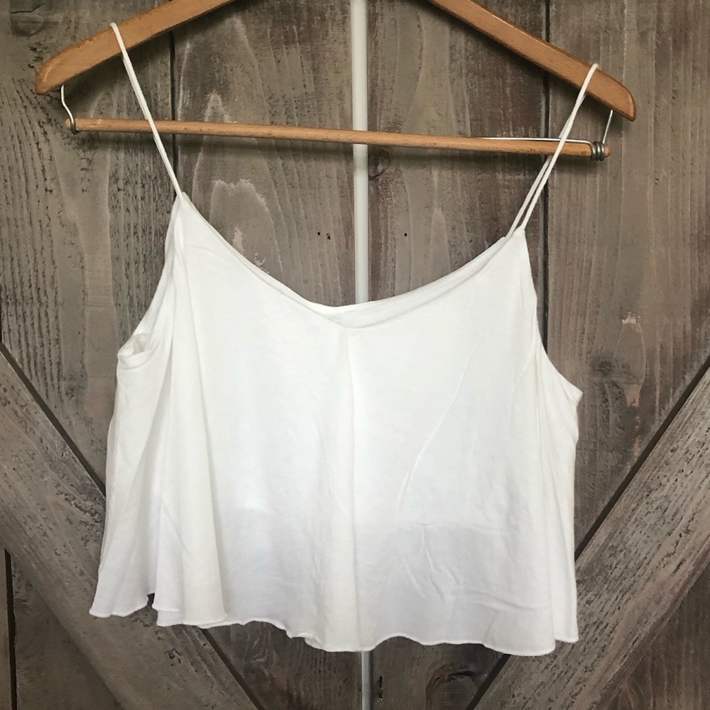 White Spaghetti strap crop top Sz M
